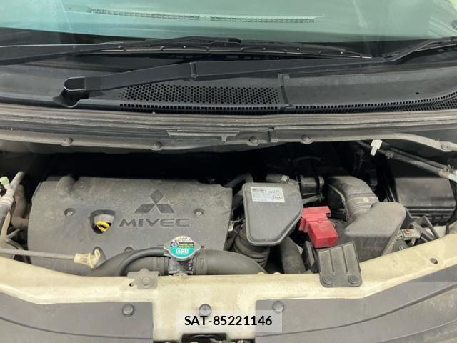 Mitsubishi DELICA 2010-09 8229562-1