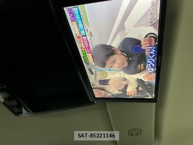 Mitsubishi DELICA 2010-09 8229562-20