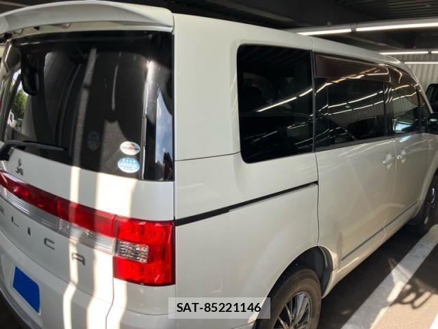 Mitsubishi DELICA 2010-09 8229562-4