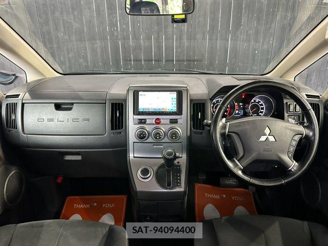 Mitsubishi DELICA 2012-04 8229555-4