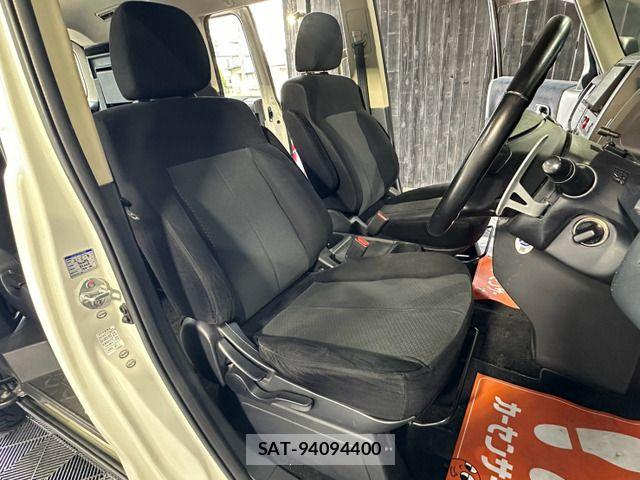 Mitsubishi DELICA 2012-04 8229555-5