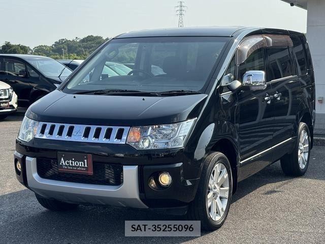Mitsubishi DELICA 2016-03 8229556-0