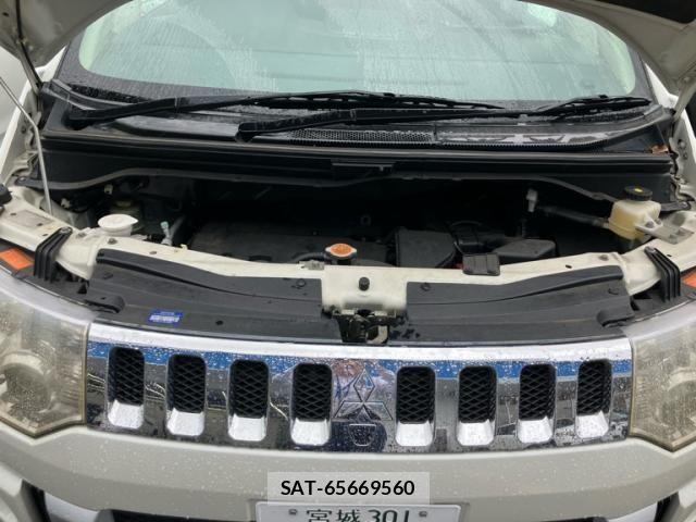 Mitsubishi DELICA 2010-12 8229560-18
