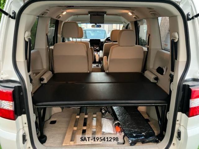 Mitsubishi DELICA 2015-10 8229557-11