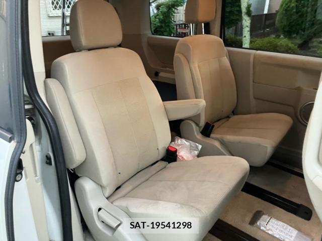 Mitsubishi DELICA 2015-10 8229557-12
