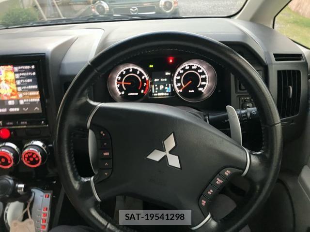 Mitsubishi DELICA 2015-10 8229557-16