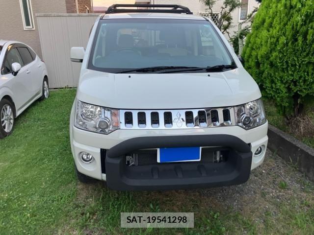 Mitsubishi DELICA 2015-10 8229557-1