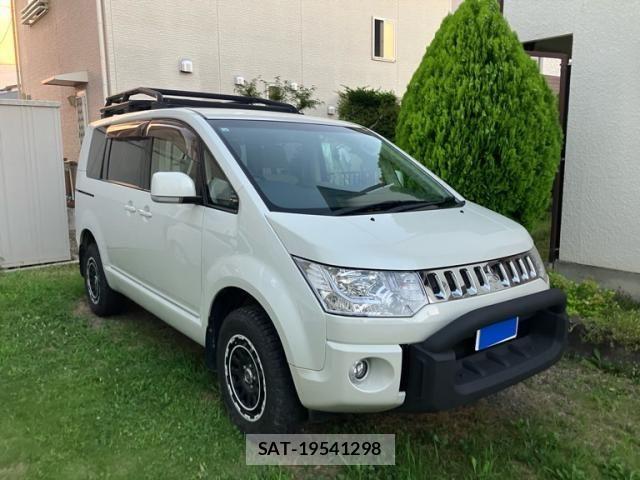 Mitsubishi DELICA 2015-10 8229557-2