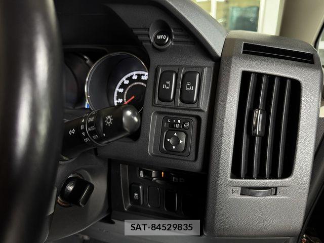 Mitsubishi DELICA 2015-09 8245059-16