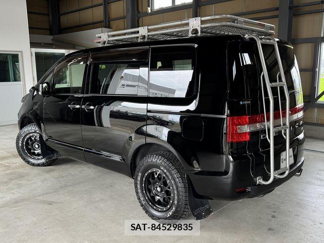 Mitsubishi DELICA 2015-09 8245059-4
