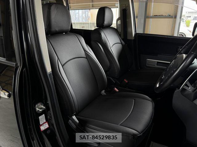 Mitsubishi DELICA 2015-09 8245059-7