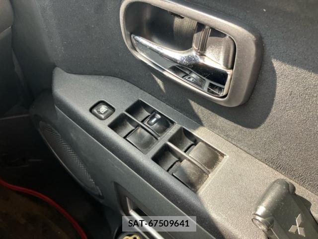 Mitsubishi DELICA 2007-08 8245063-14