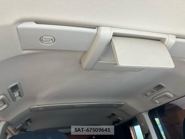 Mitsubishi DELICA 2007-08 8245063-19