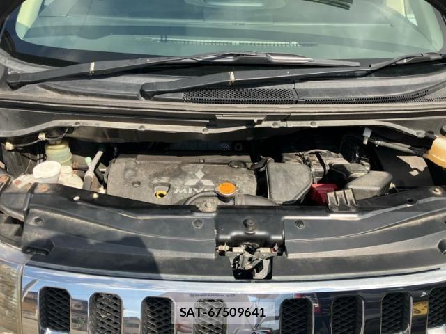 Mitsubishi DELICA 2007-08 8245063-4