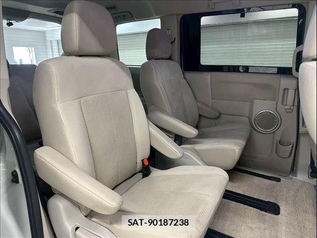 Mitsubishi DELICA 2015-09 8245057-6