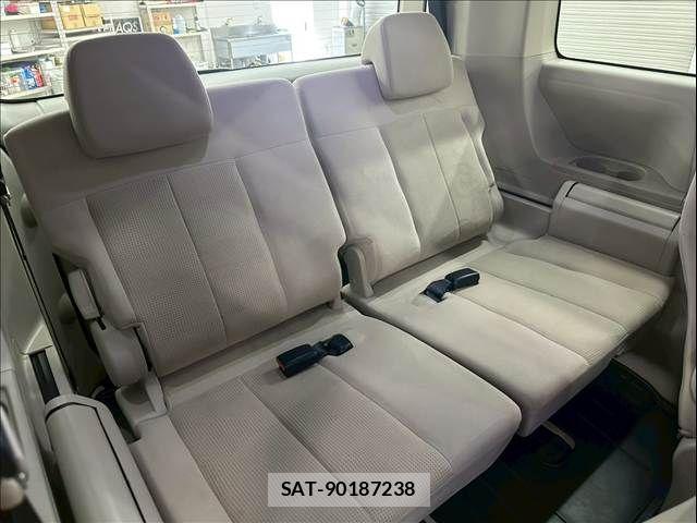 Mitsubishi DELICA 2015-09 8245057-7