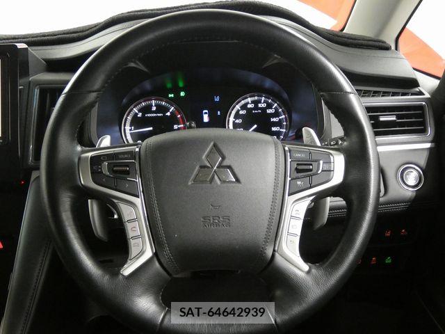 Mitsubishi DELICA 2021-02 8245052-9