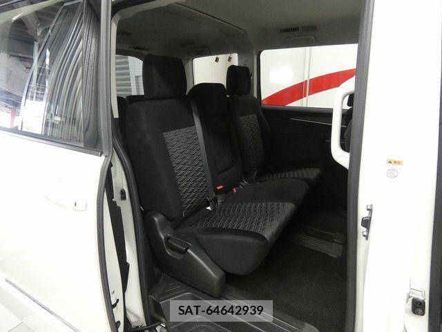Mitsubishi DELICA 2021-02 8245052-13