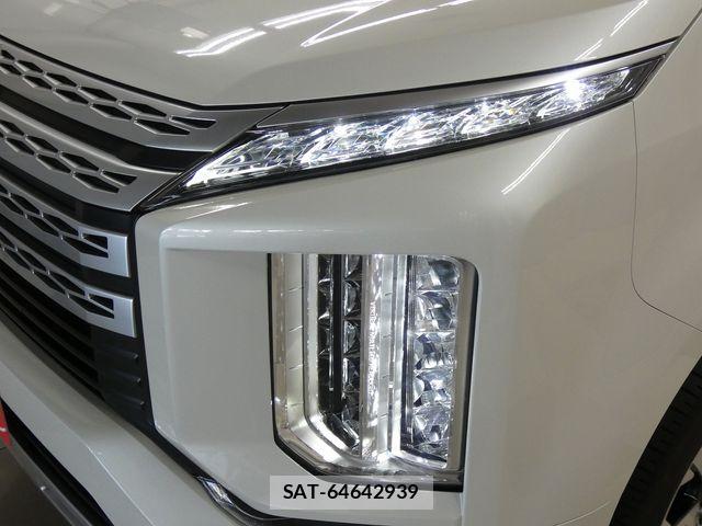 Mitsubishi DELICA 2021-02 8245052-2