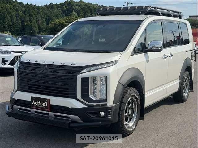 Mitsubishi DELICA 2021-09 8245053-0