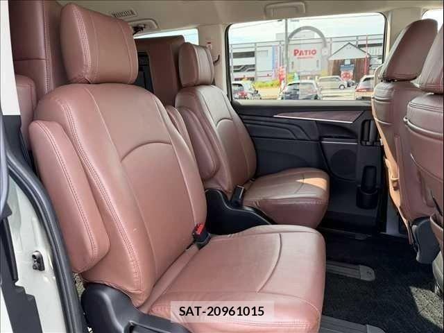 Mitsubishi DELICA 2021-09 8245053-9