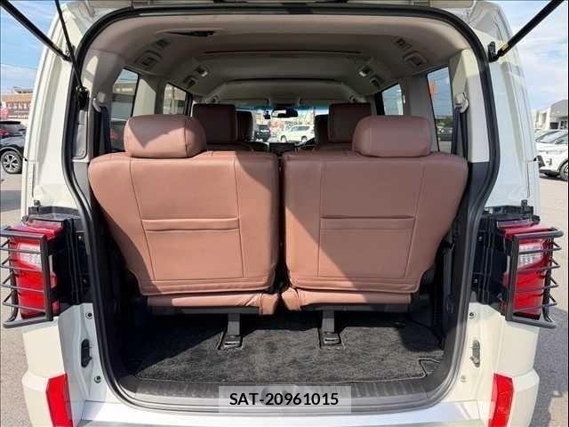 Mitsubishi DELICA 2021-09 8245053-11