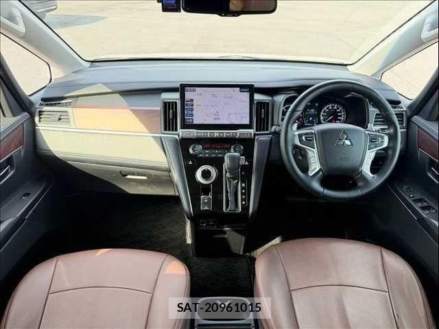 Mitsubishi DELICA 2021-09 8245053-1