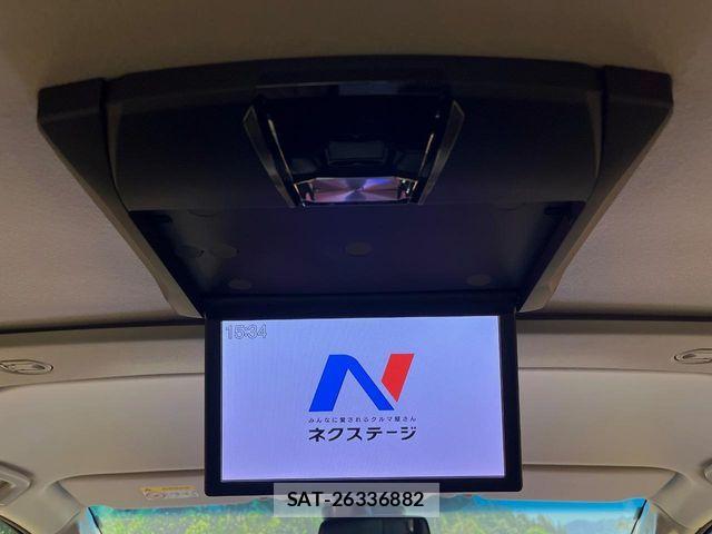 Mitsubishi DELICA 2025-04 8245050-2