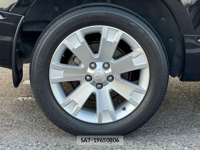 Mitsubishi DELICA 2017-08 8245060-7