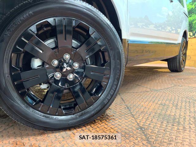 Mitsubishi DELICA 2026-01 8245048-12