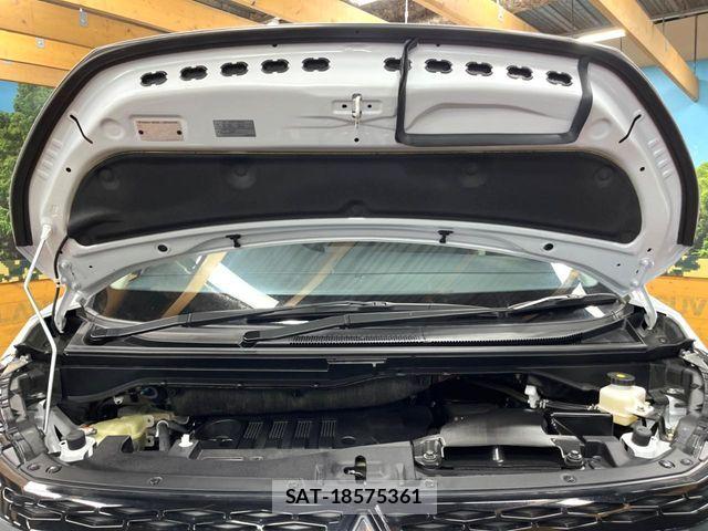 Mitsubishi DELICA 2026-01 8245048-17
