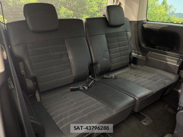 Mitsubishi DELICA 2024-06 8245049-12