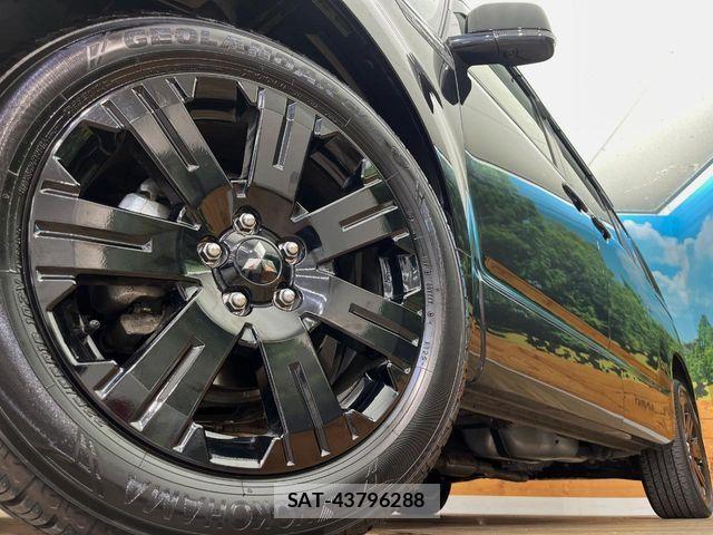 Mitsubishi DELICA 2024-06 8245049-15