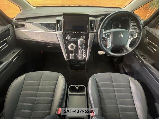 Mitsubishi DELICA 2024-06 8245049-1