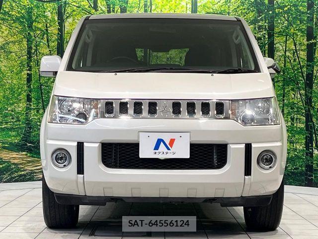 Mitsubishi DELICA 2010-11 8245061-14