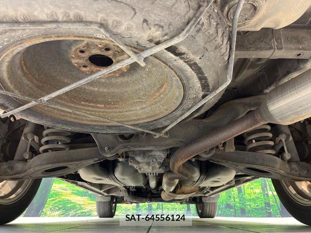 Mitsubishi DELICA 2010-11 8245061-19