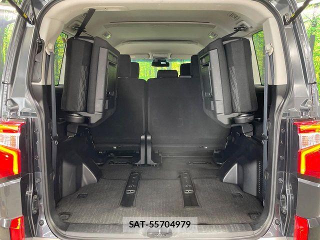 Mitsubishi DELICA 2023-11 8314215-11