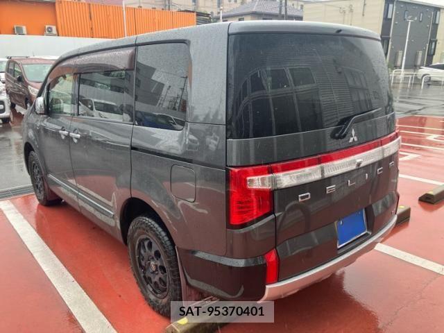 Mitsubishi DELICA 2019-03 8314219-1