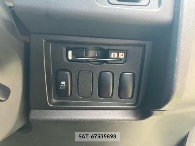 Mitsubishi DELICA 2015-09 8314227-20