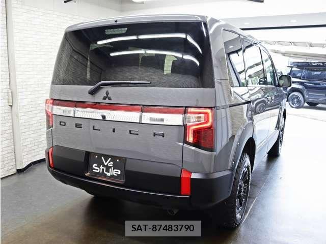 Mitsubishi DELICA 2024-07 8314208-18
