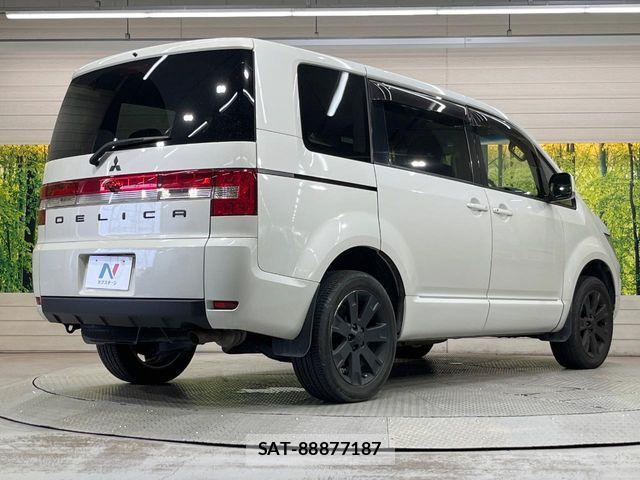 Mitsubishi DELICA 2016-07 8314223-15