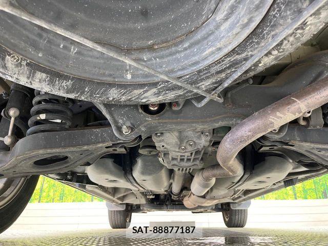 Mitsubishi DELICA 2016-07 8314223-17