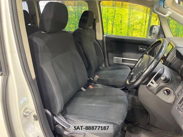 Mitsubishi DELICA 2016-07 8314223-6