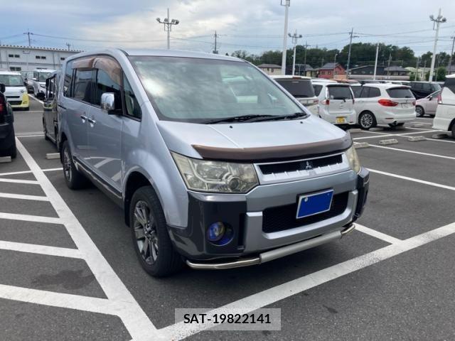 Mitsubishi DELICA 2011-10 8314229-1