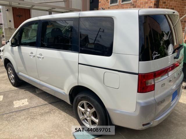 Mitsubishi DELICA 2009-09 8314230-4