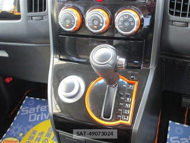 Mitsubishi DELICA 2018-03 8314218-7