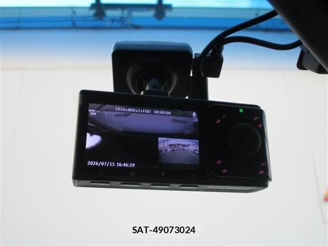 Mitsubishi DELICA 2018-03 8314218-8