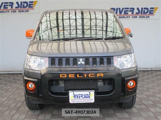 Mitsubishi DELICA 2018-03 8314218-17