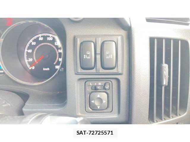 Mitsubishi DELICA 2014-07 8314225-11