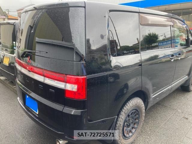 Mitsubishi DELICA 2014-07 8314225-1